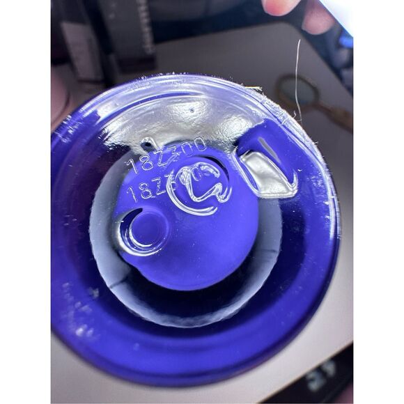 Kiehl’s Micro-Dose Anti-Aging Retinol Serum with Ceramides and Peptide 50ml - Picture 2 of 4